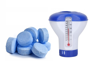Zestaw Chlor do basenu tabletki BLUE 20g 0,2 kg + dozownik z termometrem