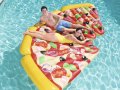 Dmuchany materac w kształcie pizzy